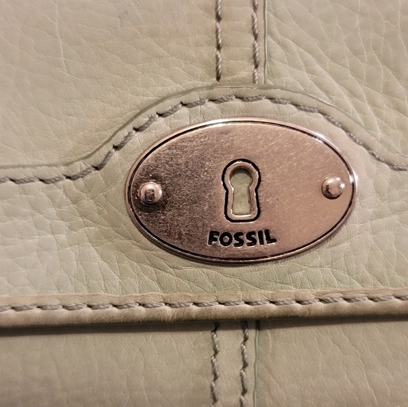 FOSSIL Marlow Green Leather Multifunction Trifold Wallet - Picture 9 of 12